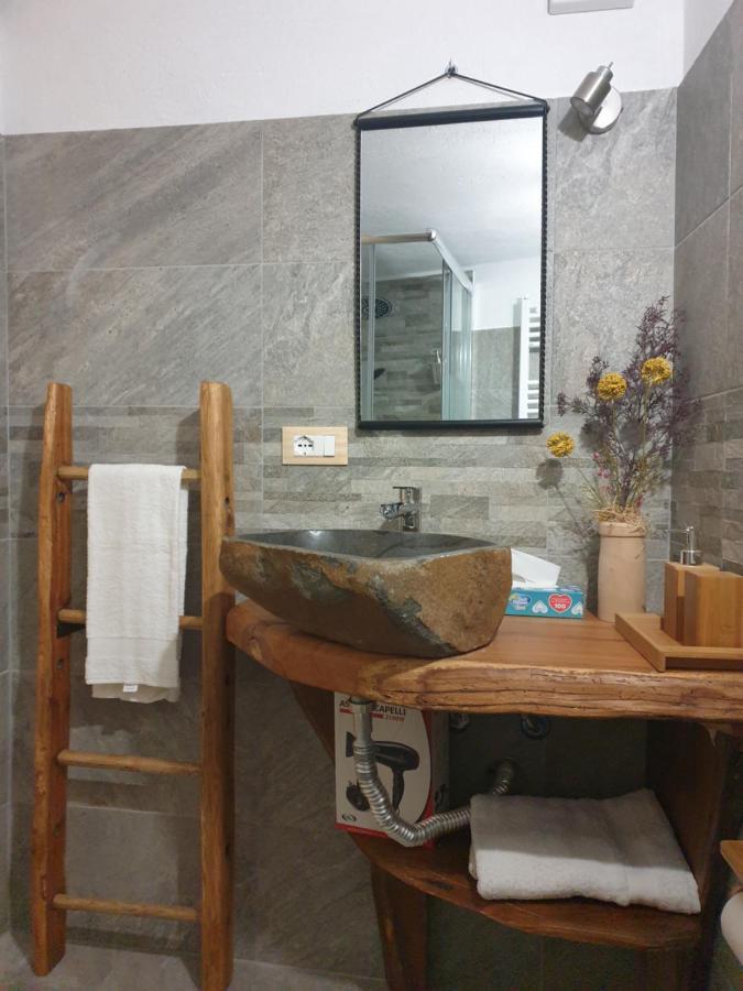 Bed and Breakfast Antica casa occitana Sampeyre Esterno foto